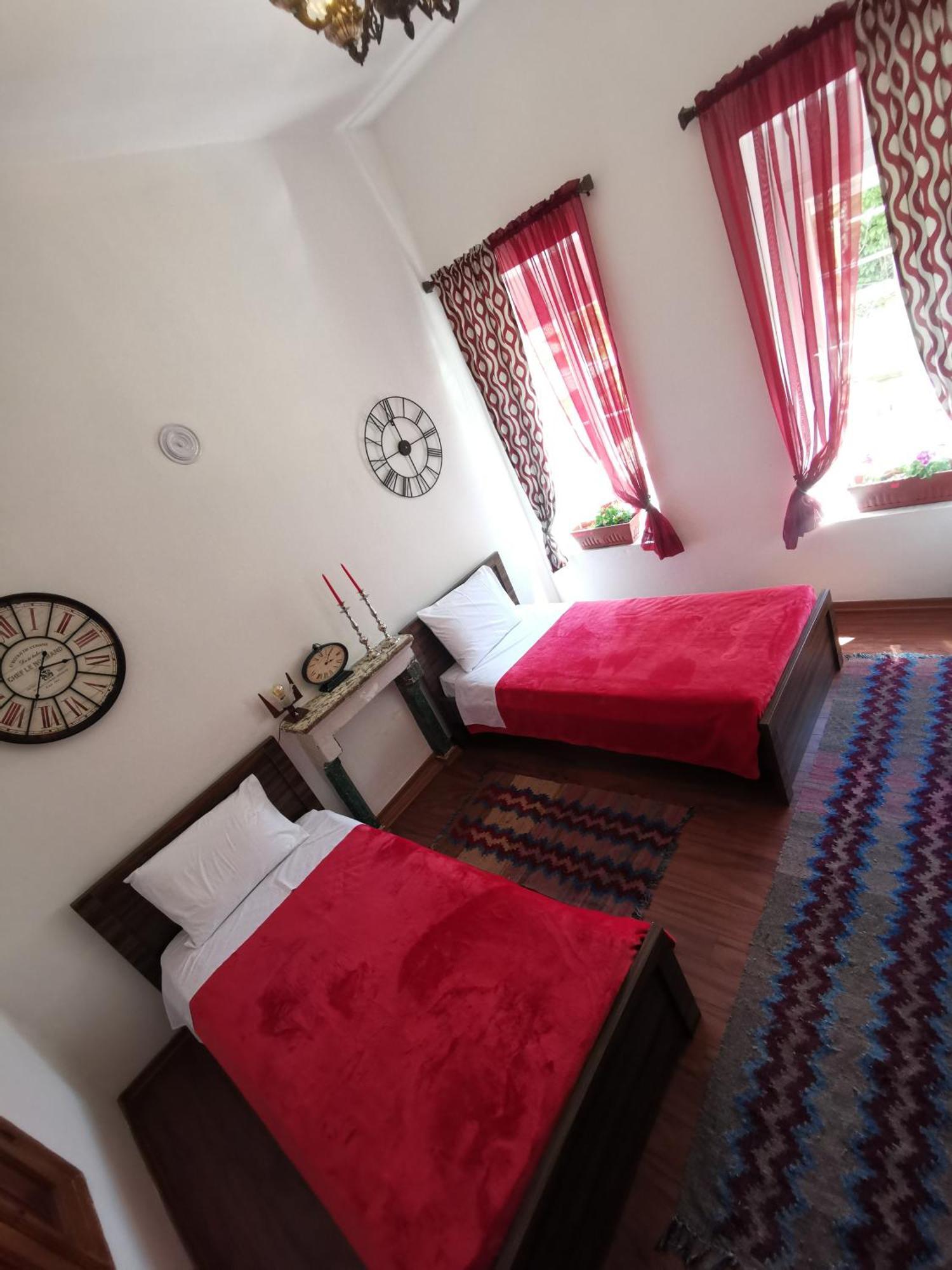 Hotell Domus *